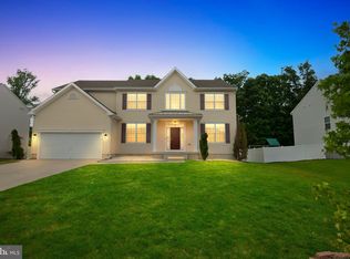 260 Staggerbush Rd, Williamstown, NJ 08094