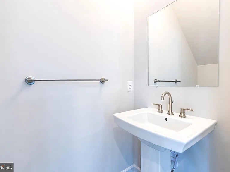 200 Hickory Hollow Ct — Photo 17