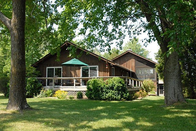 1st image of 366 Mulberry Creek Rd