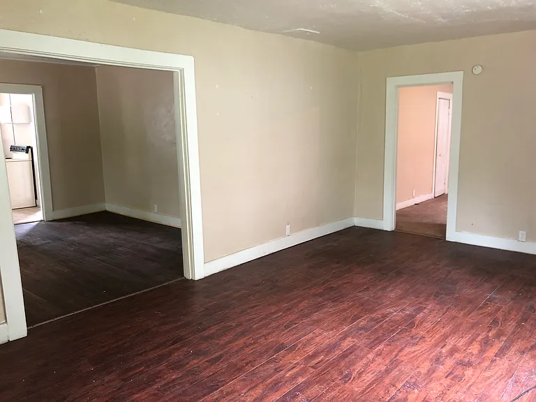 1517 Galloway St #4 — Photo 4