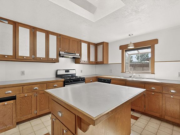 4th image of 202 Placitas Rd NE