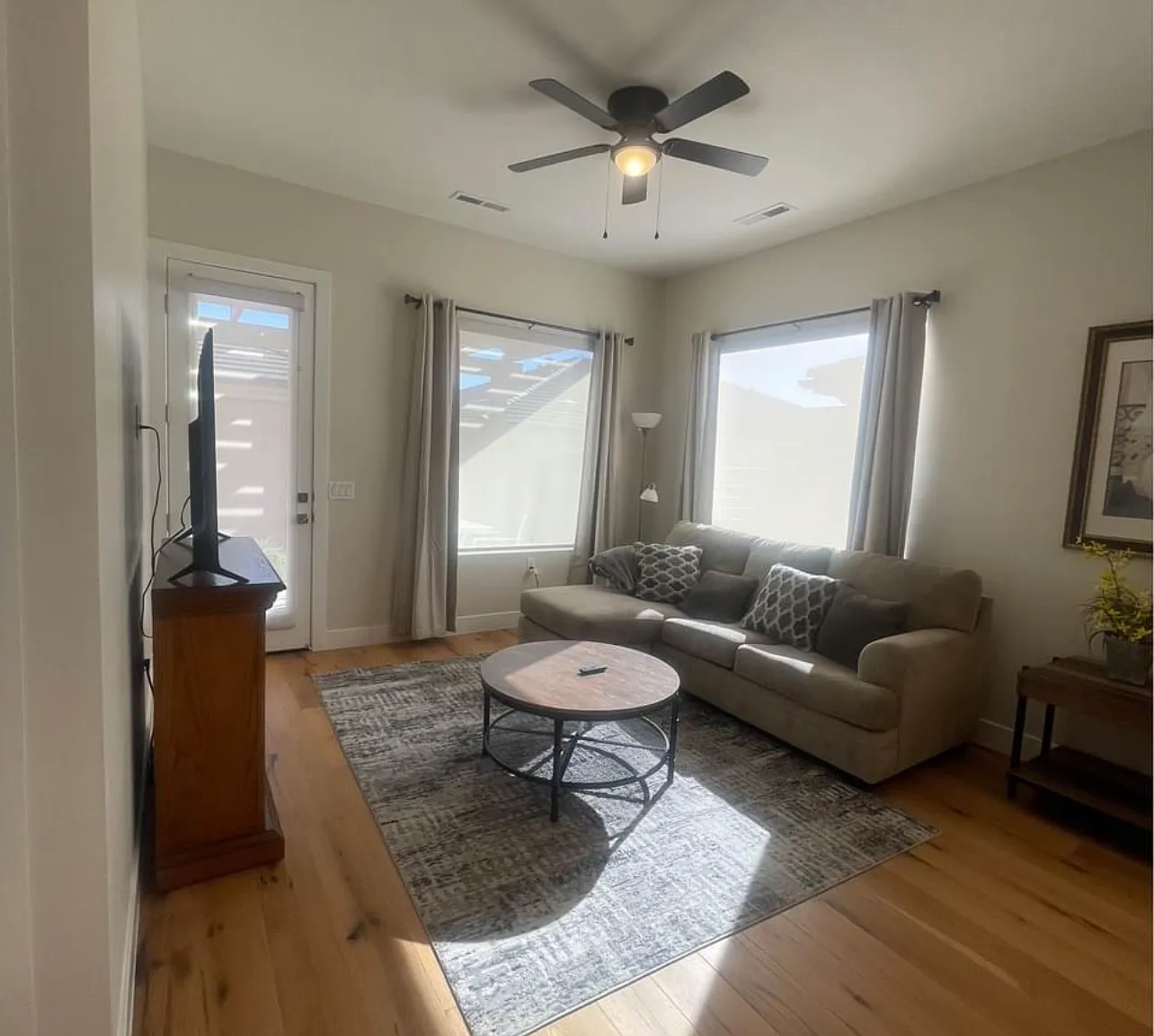 2 bed, 1438 sqft, $1,950 — Photo 4