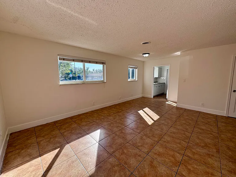 3101 NE 7th Ave #B — Photo 8