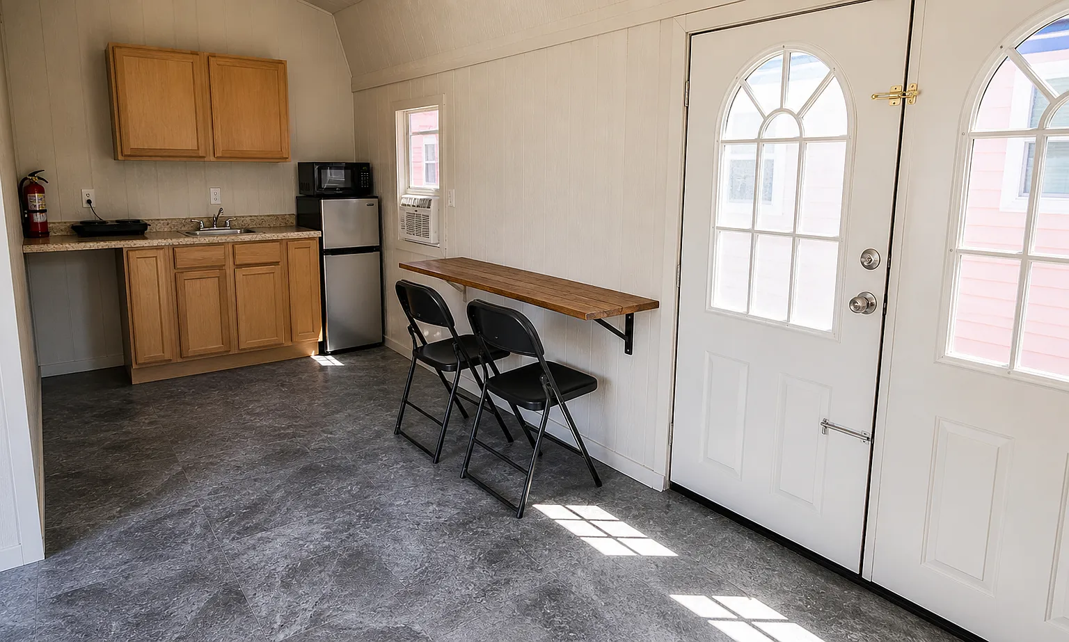 14 North Plains Road — Photo 2