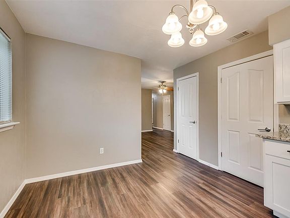 5th image of 708 Willowbrook Dr