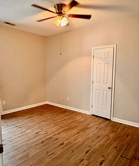 986 Savannah Ln — Photo 12