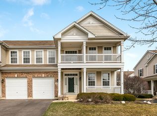 324 Nelson Dr, Geneva, IL 60134