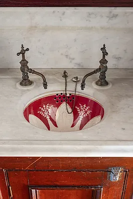 Sold by Corcoran | media 27