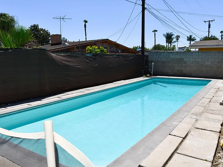 2432 W Transit Ave — Photo 30