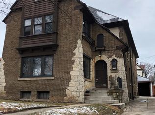 2756 N Downer Ave #A, Milwaukee, WI 53211