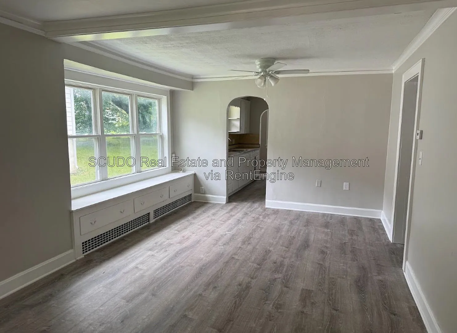 2 bed, 1.0 bath, 863 sqft, $1,200 — Photo 3