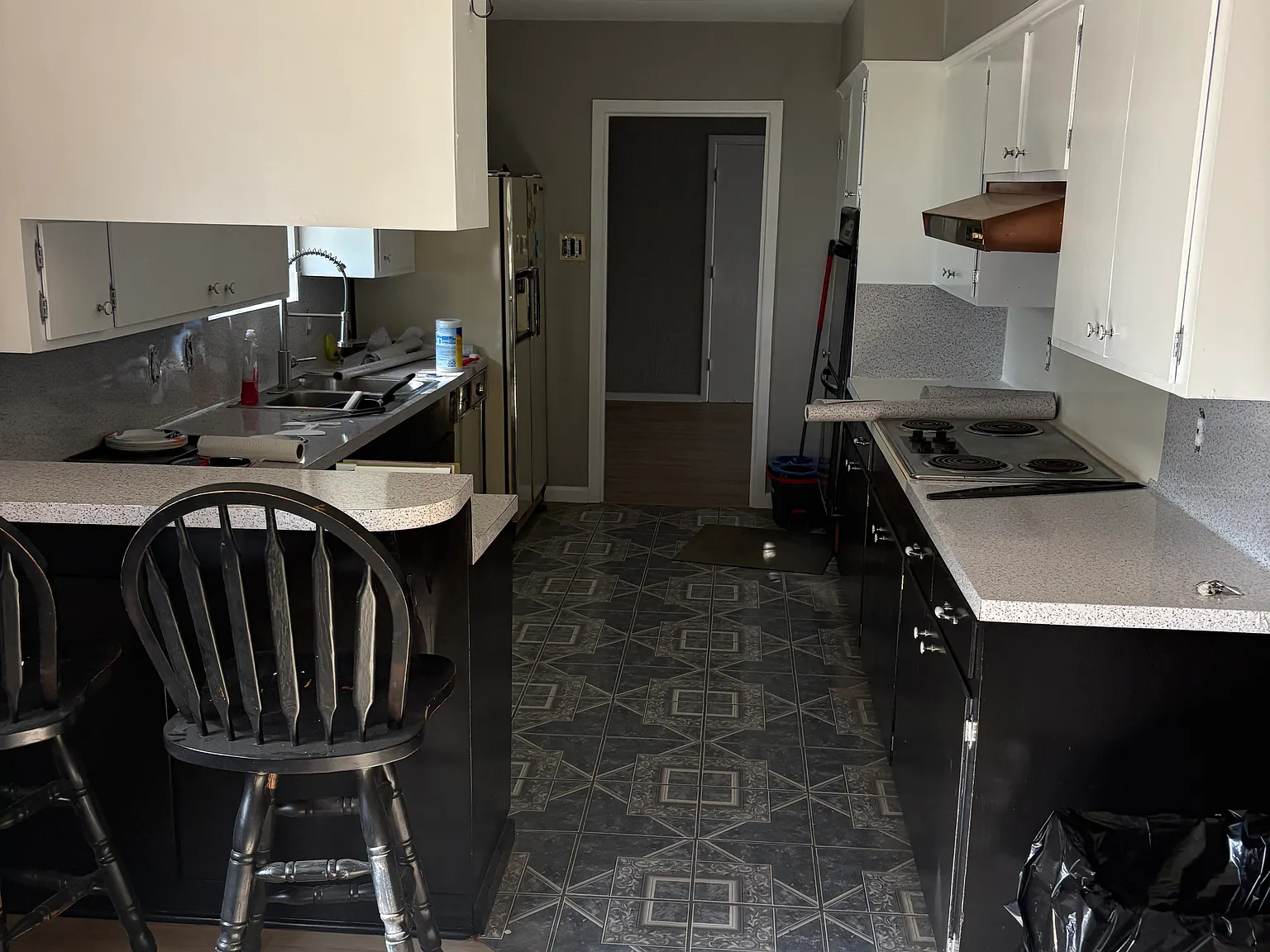 3 bed, 2089 sqft, $2,000 — Photo 4