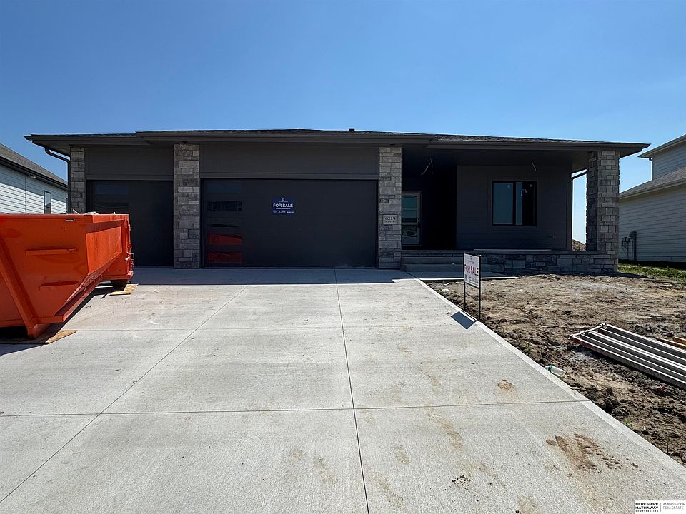 1st image of 6219 N 209th St