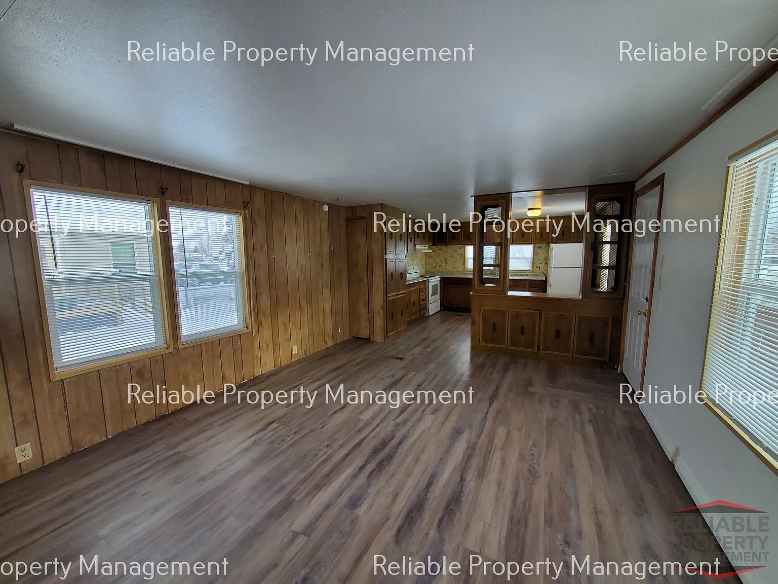 3 bed, 938 sqft, $1,150 — Photo 3