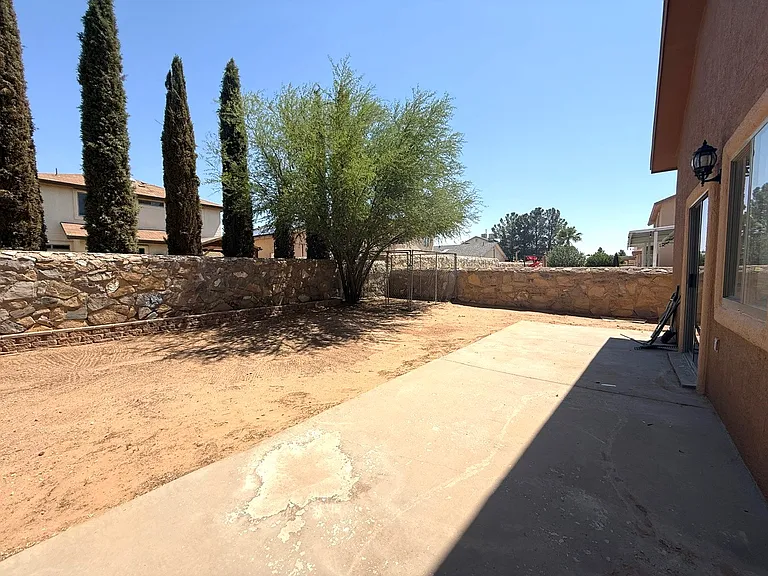 14057 Tierra Delfin Dr — Photo 38
