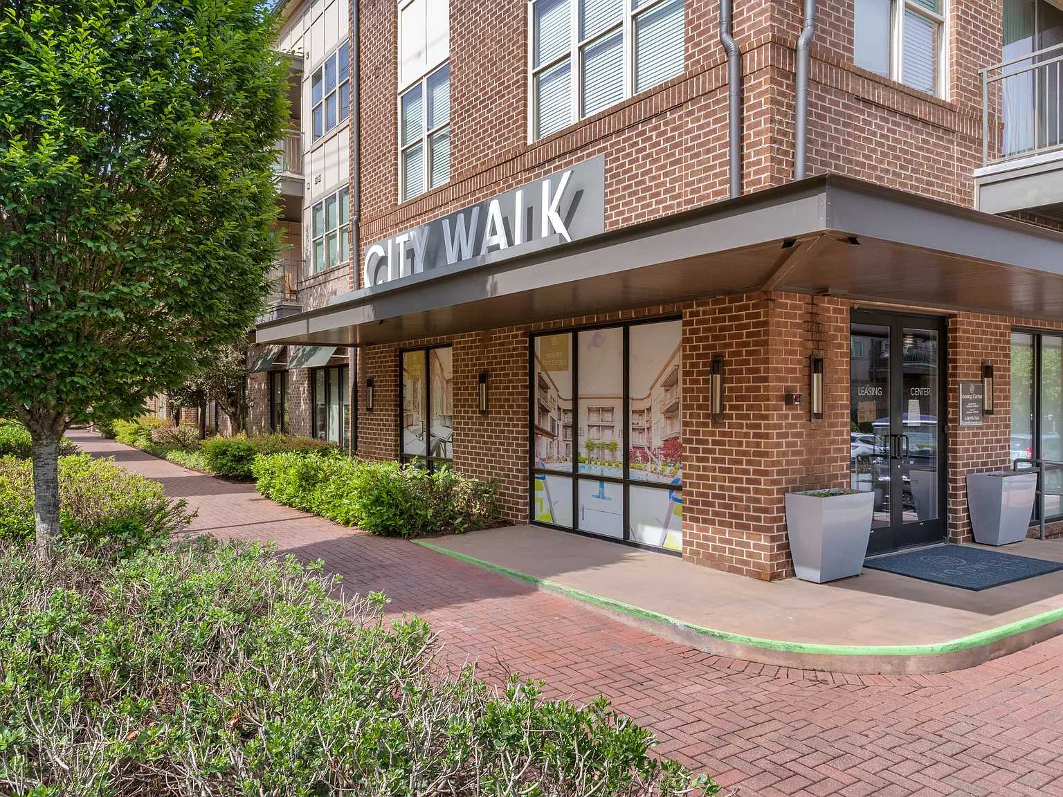 Roswell City Walk — Photo 2