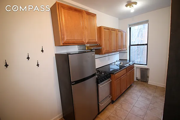 Rented by Compass | media 2