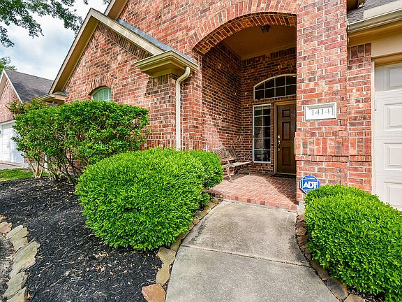 3rd image of 1414 Phoenician Dr