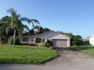 4676 Ellwood Dr, Delray Beach, FL 33445