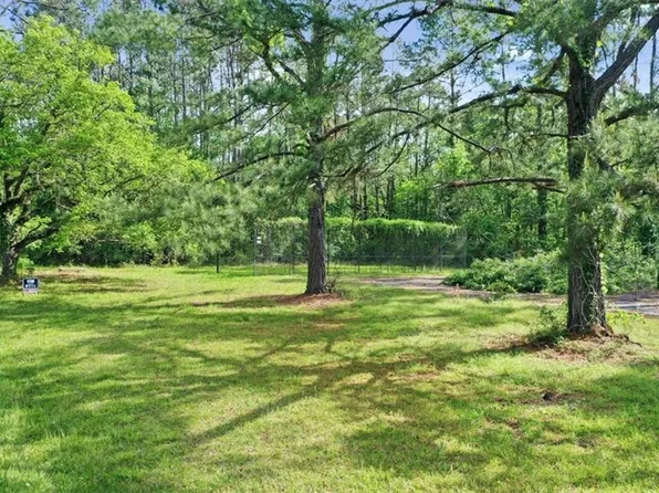 24722 Abernathy Rd, Springfield, LA 70462