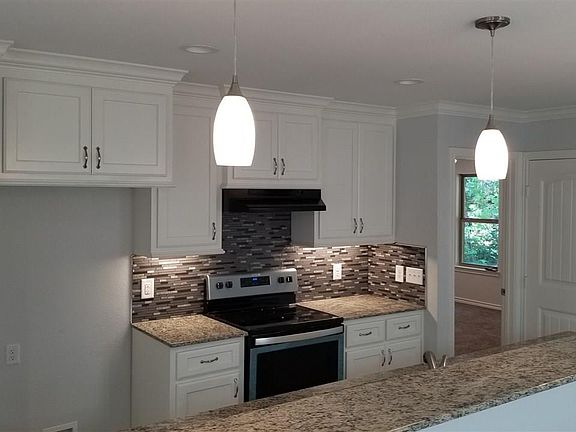 3rd image of 3008 Grand Ave