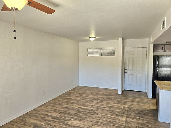 3rd image of 4313 N 19th Ave APT 203