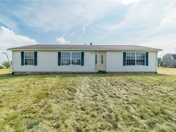 6791 Smith Rd, Bradford, OH 45308