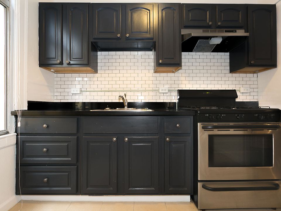 1st image of 411 15th Ave #12