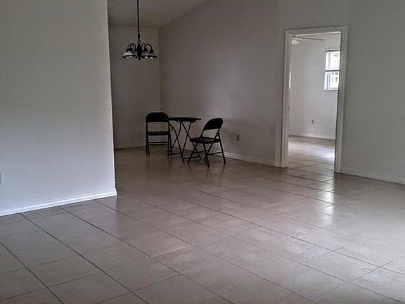 3rd image of 1314 22nd St W