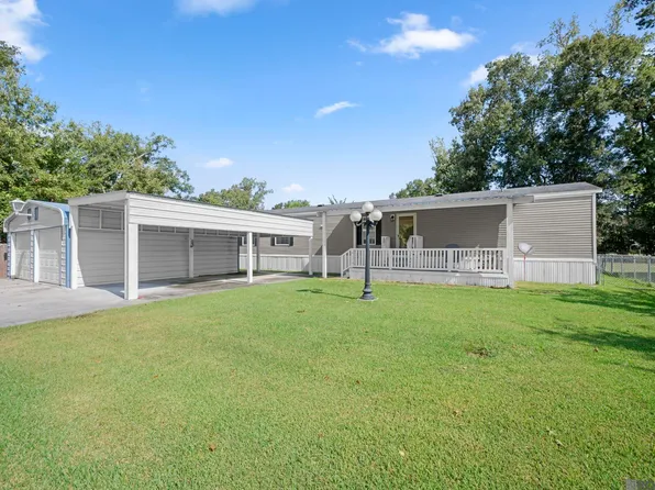 32786 Carolee Cir, Denham Springs, LA 70706