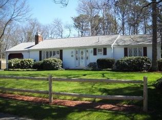 106 Sheaffer Rd, Centerville, MA 02632