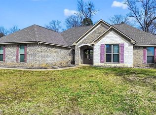 610 Stoneridge Dr, Queen City, TX 75572