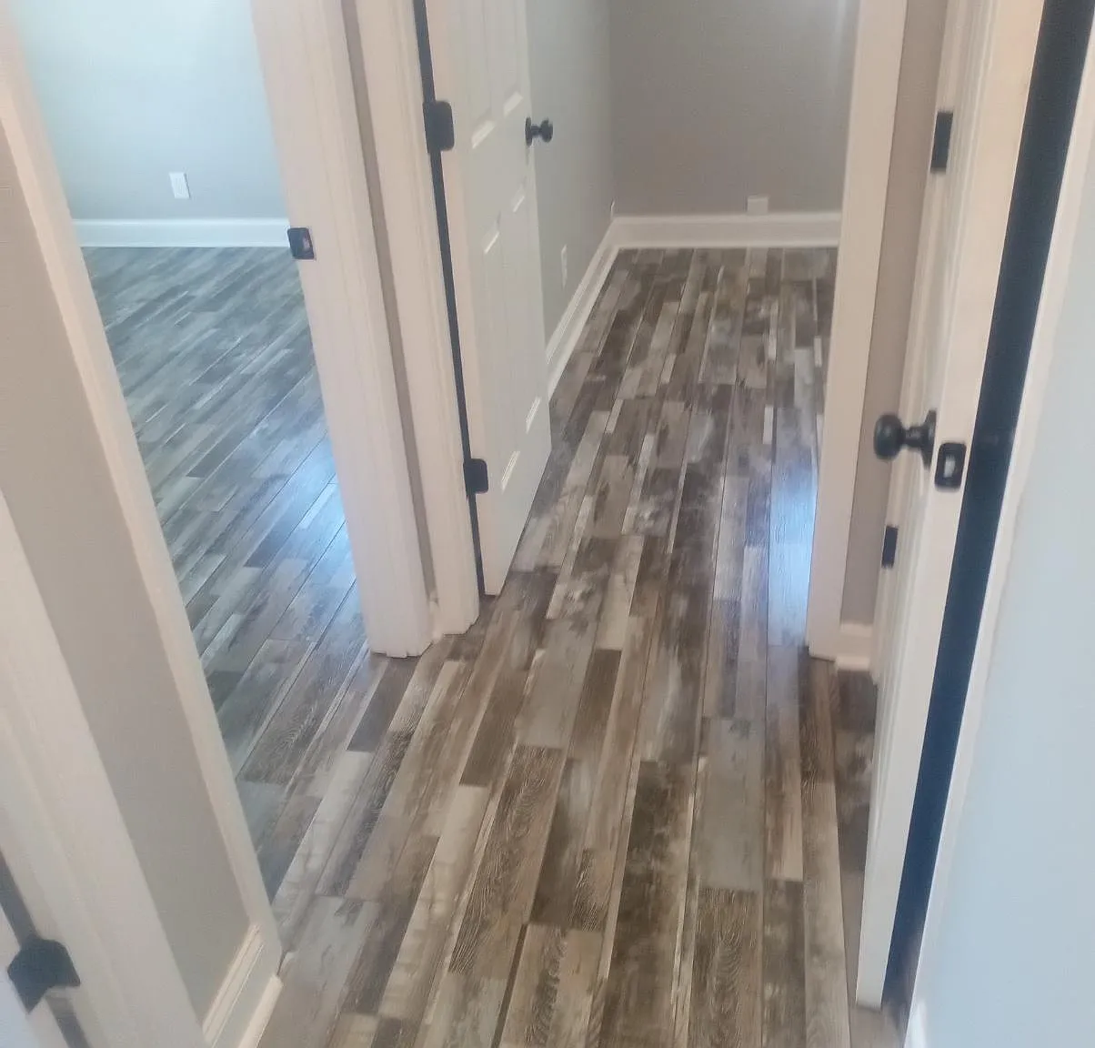 3728 Niagara Dr — Photo 4