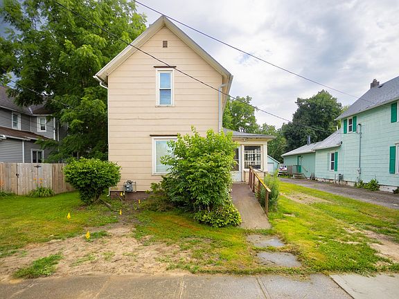 2nd image of 526 E Williams St