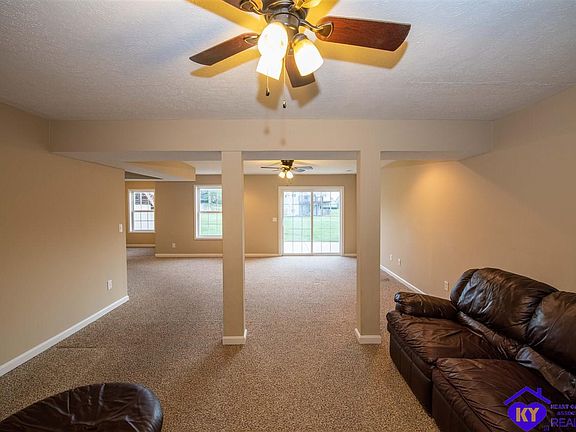 5th image of 115 Tuscany Ln