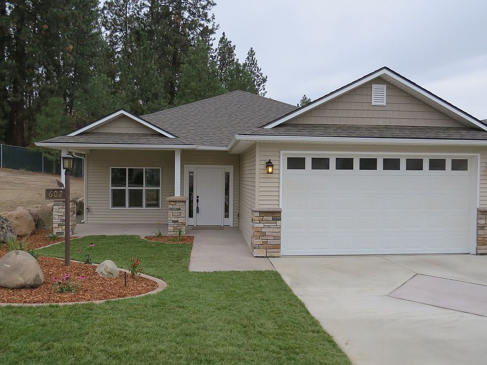 1st image of 602 S Dartmouth Ln
