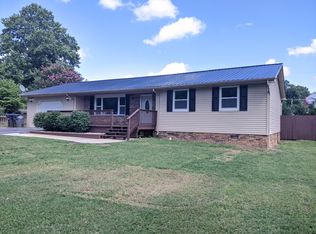 212 Hidden Acres Rd, Kingsport, TN 37664