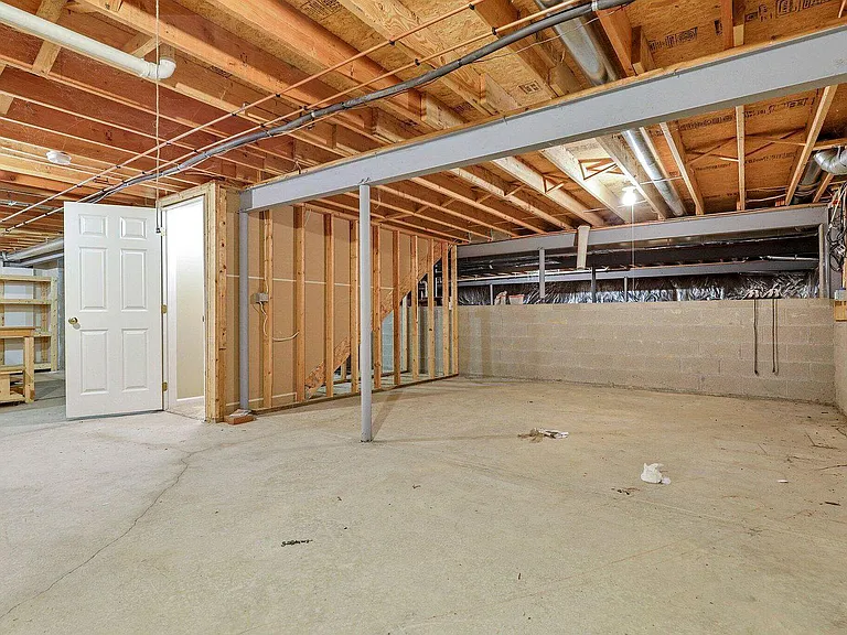 2691 Abbey Knoll Dr — Photo 35
