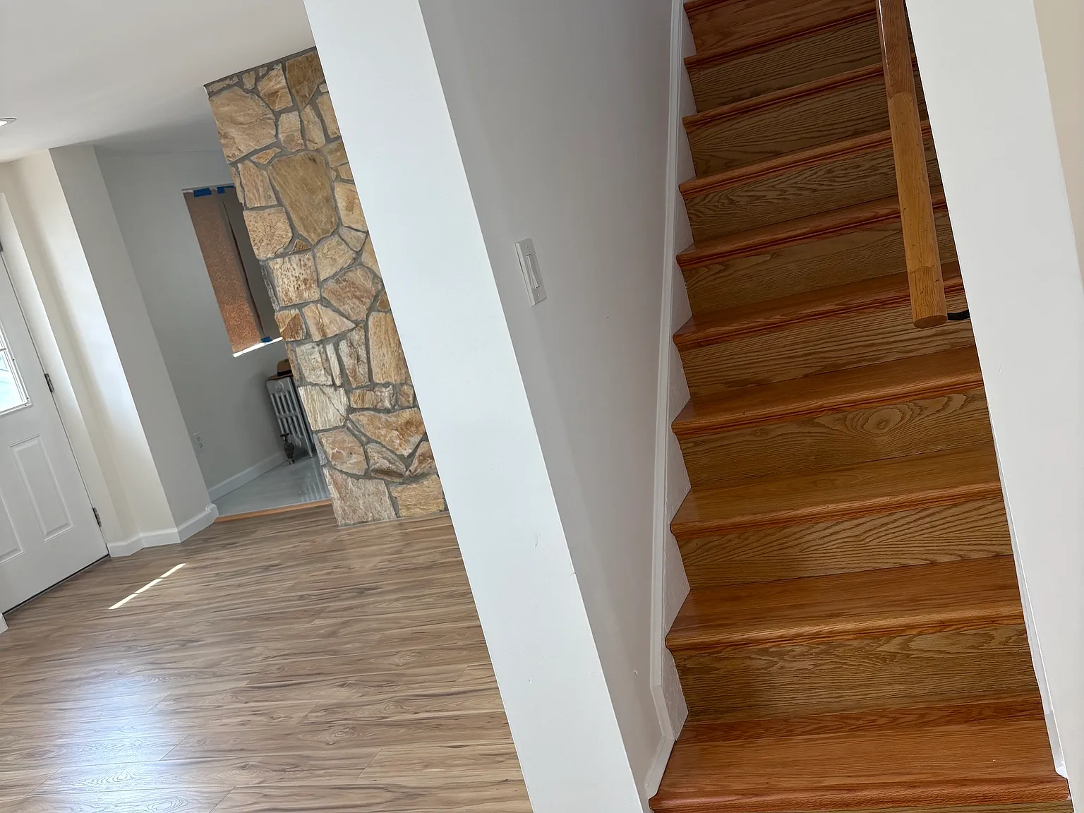 2 bed, $3,200 — Photo 2