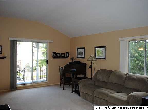 3rd image of 55 Ramapo Ave