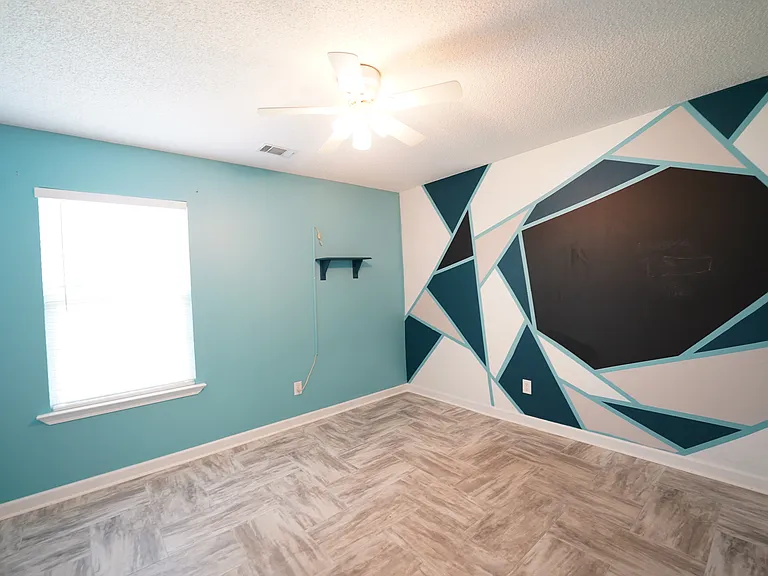 134 Mustang Dr — Photo 11