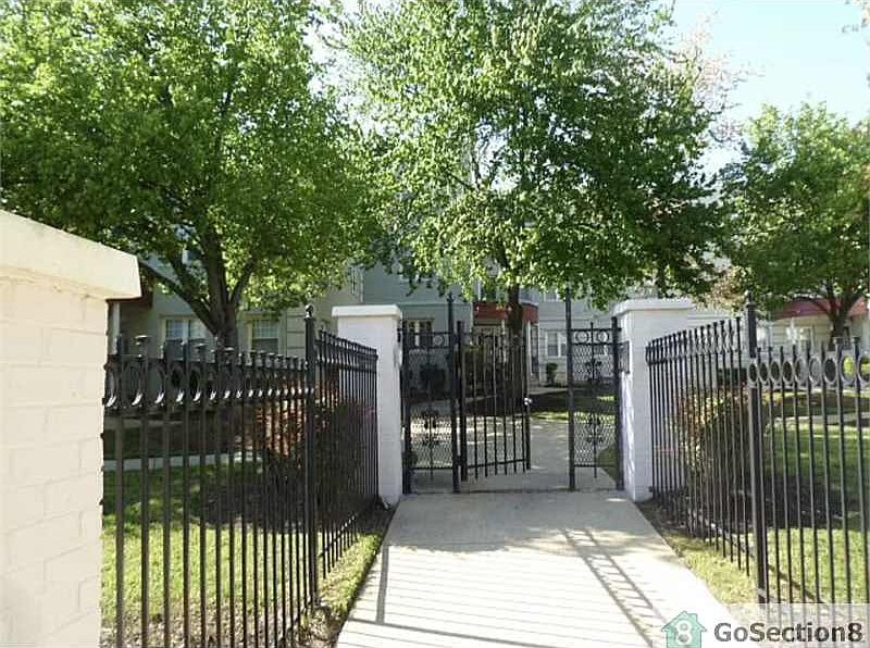 912 Barnaby St SE APT 101, Washington, DC 20032 Zillow