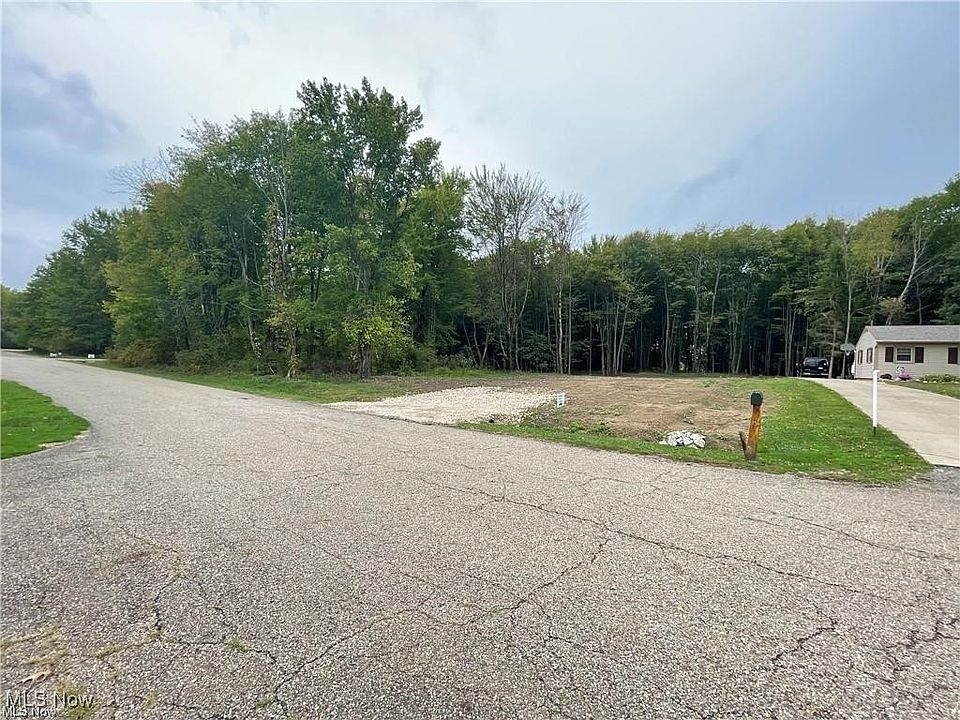 1st image of 31 Colony Dr