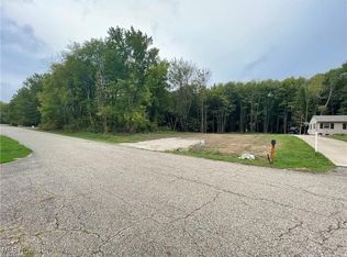 31 Colony Dr, Alliance, OH 44601