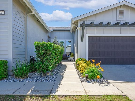 3rd image of 3743 Gabriel Dr