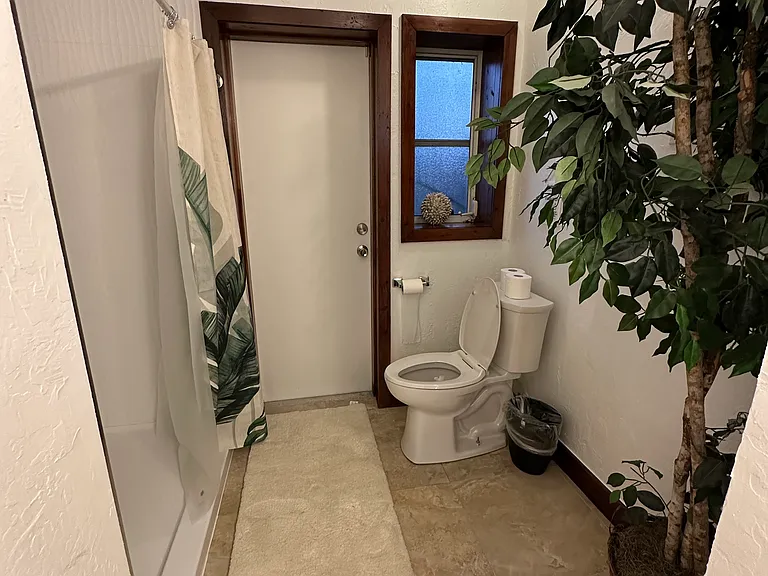 2650 Philippe Pkwy — Photo 24