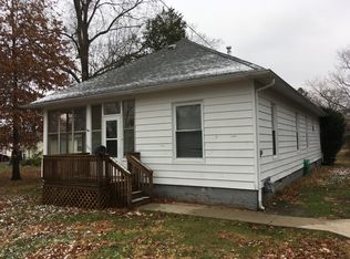 609 James St, Carterville, IL 62918