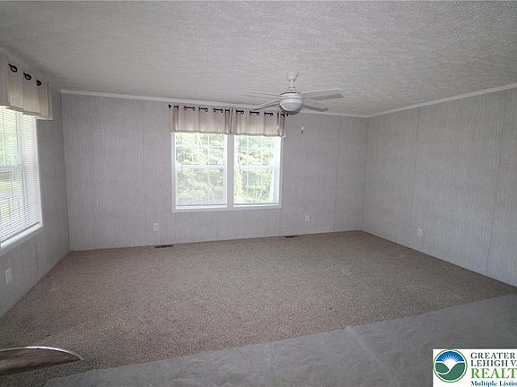 4th image of 5020 Old Timber Rd