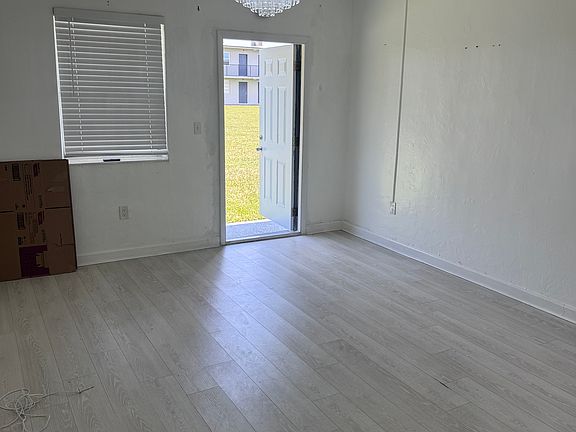 2nd image of 4250 SW 67th Ave APT 11