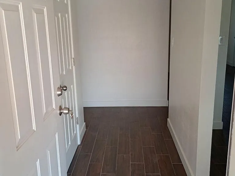 508 W 14th St — Photo 5
